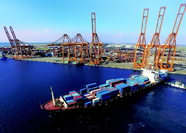 Electronically Controlled Common Rail Diesel Engine Common Rail Unit